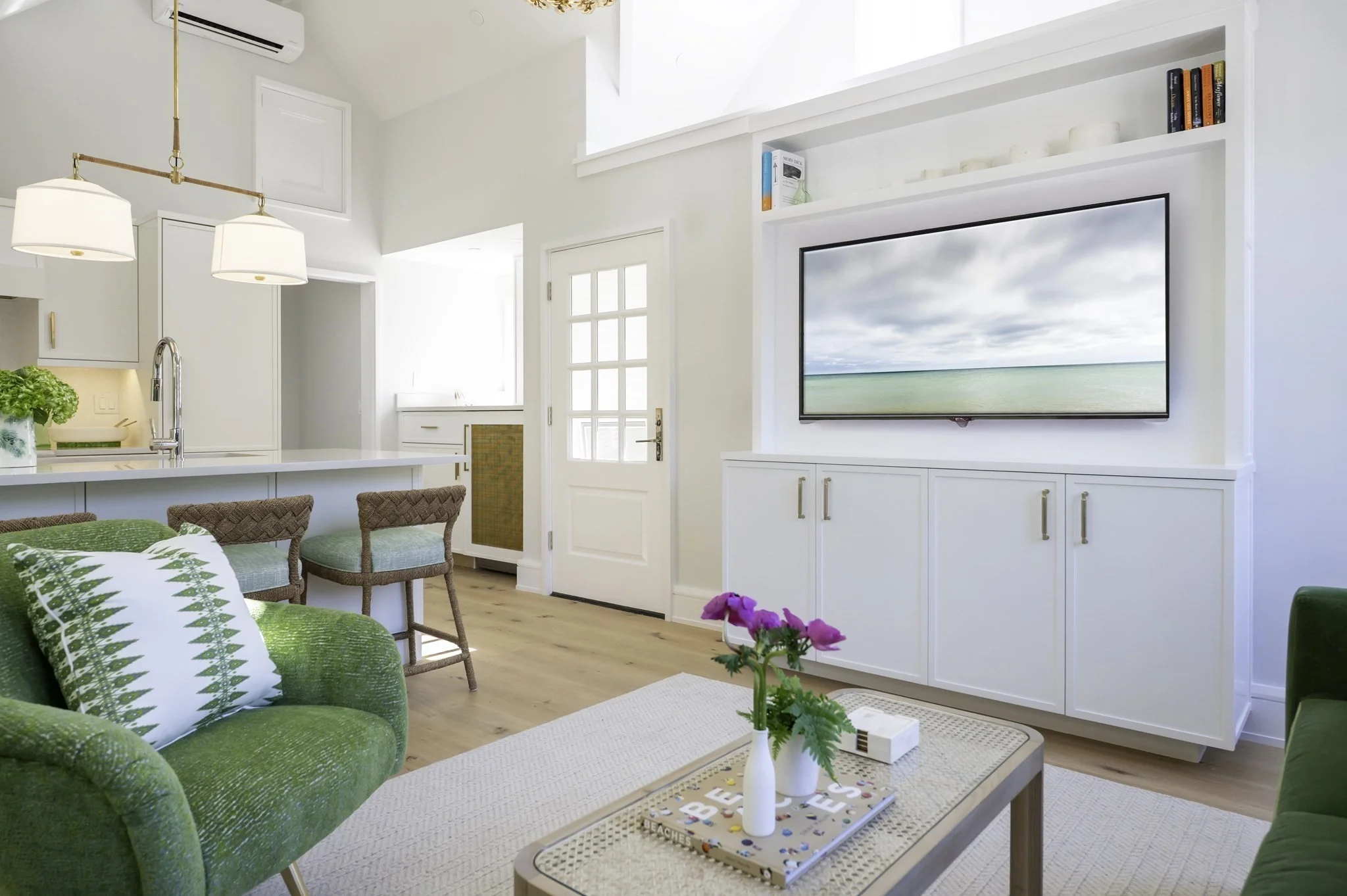 2 bed, 1 bath apartment for rent at 0 Cambridge St Unit 0, Nantucket — photo 4 of 19
