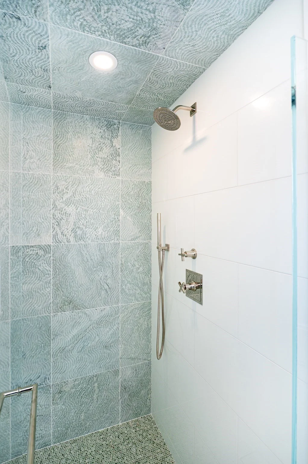 2 bed, 1 bath apartment for rent at 0 Cambridge St Unit 0, Nantucket — photo 17 of 19