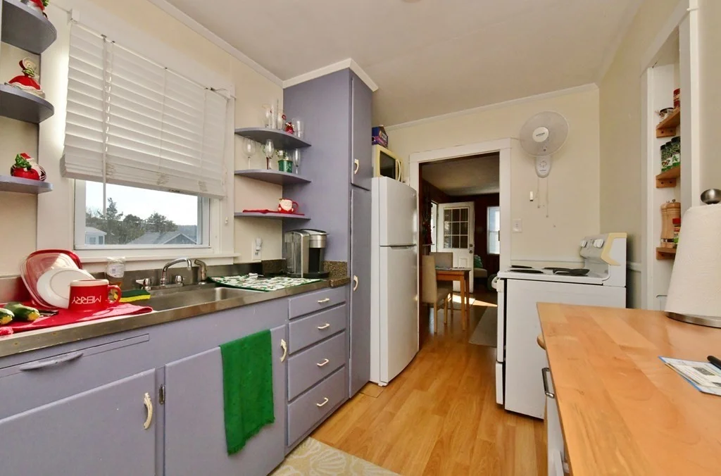 1 bed, 1 bath apartment for rent at 00 Canal Rd Unit YEAR ROUND, Sagamore Beach — photo 3 of 25