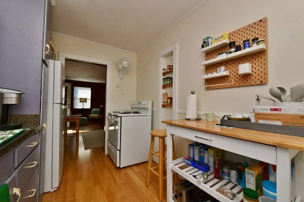 1 bed, 1 bath apartment for rent at 00 Canal Rd Unit YEAR ROUND, Sagamore Beach — photo 8 of 25