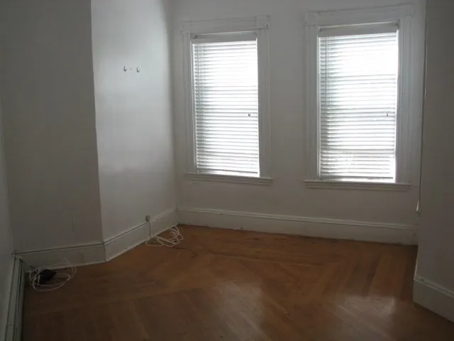 3 bed, 1 bath apartment for rent at 00 Crawford St Unit 1, Roxbury — photo 4 of 4