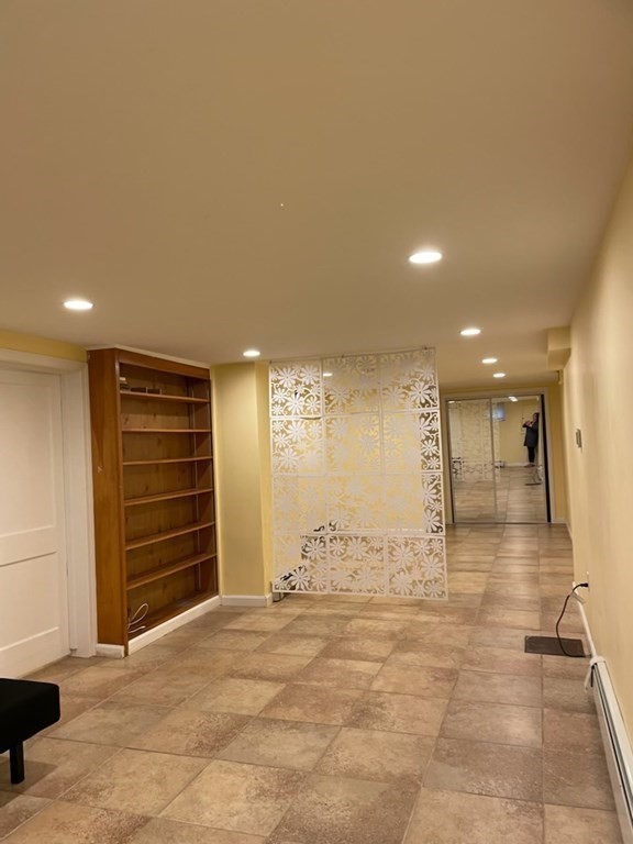 1 bed, 1 bath apartment for rent at 00 Marvin Unit A, Newton Center — photo 4 of 6