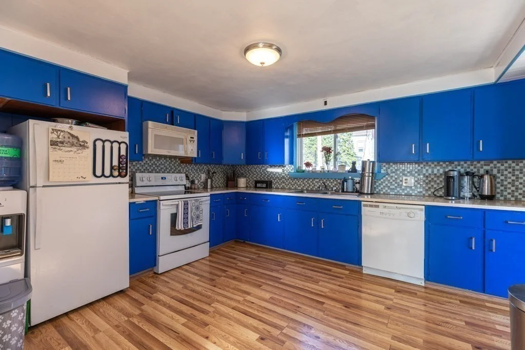 3 bed, 2 bath apartment for rent at 00 Ocean St Unit 0, Lynn — photo 17 of 41