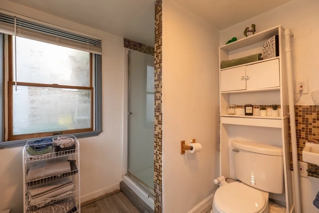 3 bed, 2 bath apartment for rent at 00 Ocean St Unit 0, Lynn — photo 21 of 41