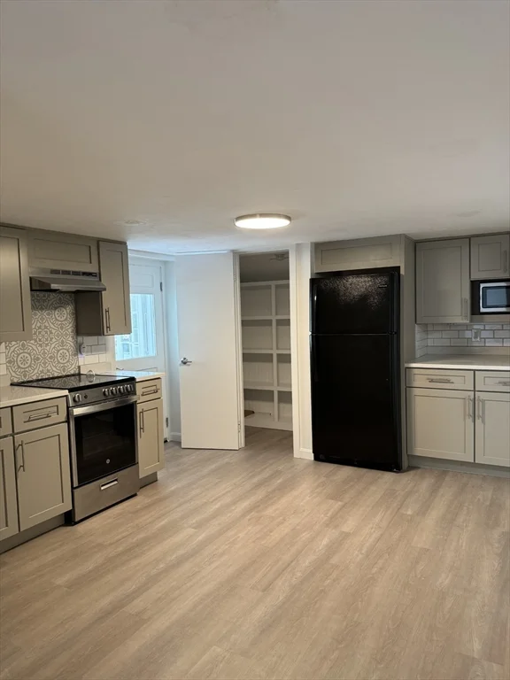 1 bed, 1 bath apartment for rent at 00 Pine Street With Heat & Electr Unit 1, Weymouth — photo 7 of 18