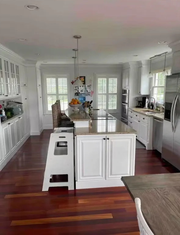 4 bed, 4+ bath apartment for rent at 00 Undisclosed, South Dartmouth — photo 9 of 24