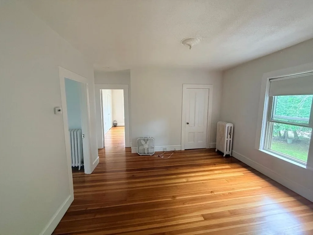2 bed, 1 bath apartment for rent at 000 Cedar St Unit 2, Oakdale — photo 8 of 11