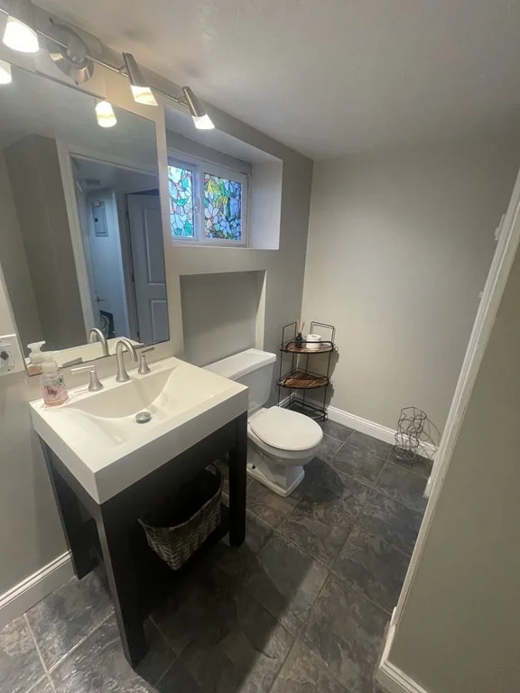 1 bed, 1 bath apartment for rent at 000 Shirley St Unit 1, Winthrop Beach — photo 15 of 19