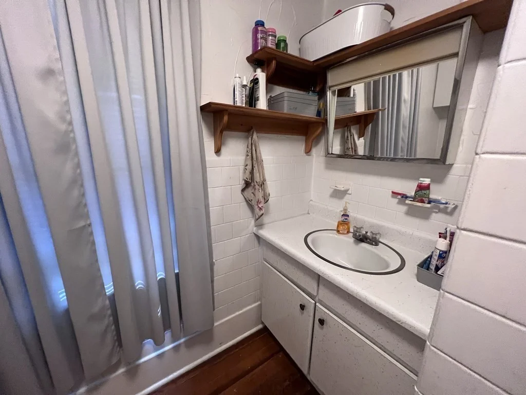 3 bed, 1 bath apartment for rent at 1-11 N Spooner St Unit 9, Plymouth — photo 18 of 29