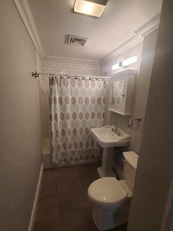 2 bed, 1 bath apartment for rent at 1-3 Grayson St Unit 2, Dorchester — photo 16 of 23