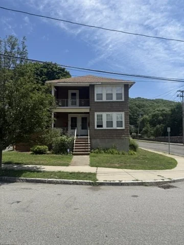 2 bed, 1 bath apartment for rent at 1-3 Linwood Ave Unit 3, Melrose