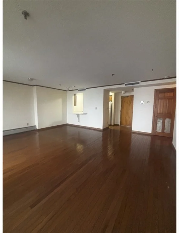 2 bed, 2 bath apartment for rent at 1 A Unit 303, Hull — photo 6 of 22