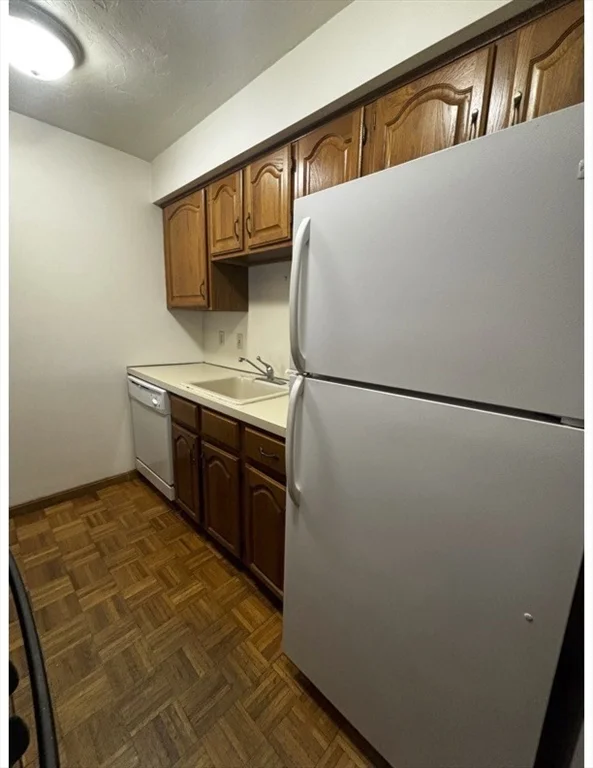 2 bed, 2 bath apartment for rent at 1 A Unit 303, Hull — photo 13 of 22