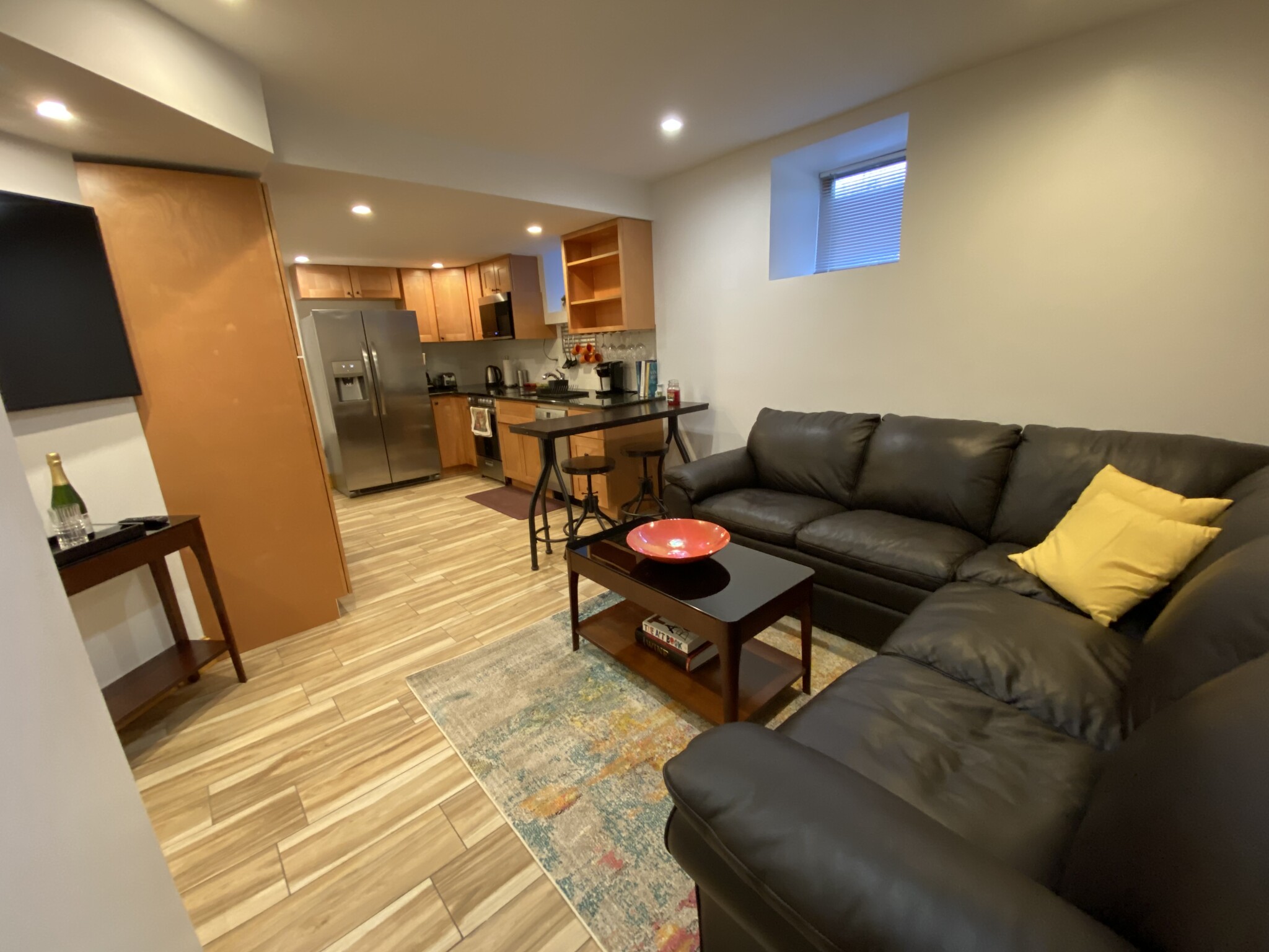 1 bed, 1 bath apartment for rent at 1 Abbottsford Rd Unit 1, North Brookline — photo 9 of 12