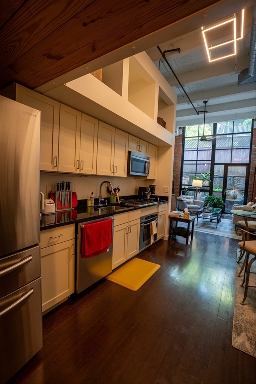1 bed, 1 bath apartment for rent at 1 Aberdeen Way Unit 118, Cambridge — photo 3 of 16