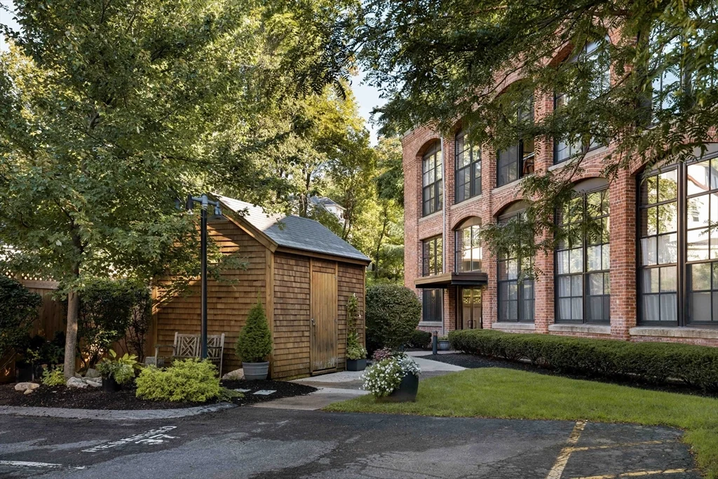 1 bed, 1 bath apartment for rent at 1 Aberdeen Way Unit 226, West Cambridge — photo 18 of 21