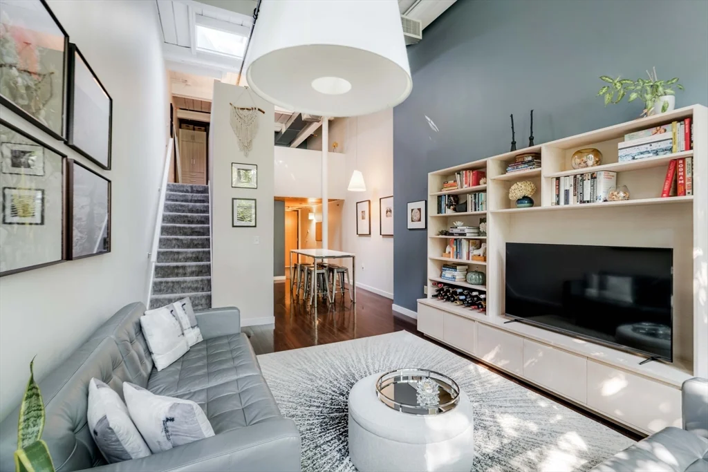 1 bed, 1 bath apartment for rent at 1 Aberdeen Way Unit 226, West Cambridge — photo 9 of 21