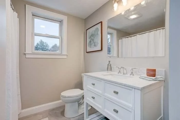3 bed, 2 bath apartment for rent at 1 Adelman Rd, Wilmington — photo 10 of 14