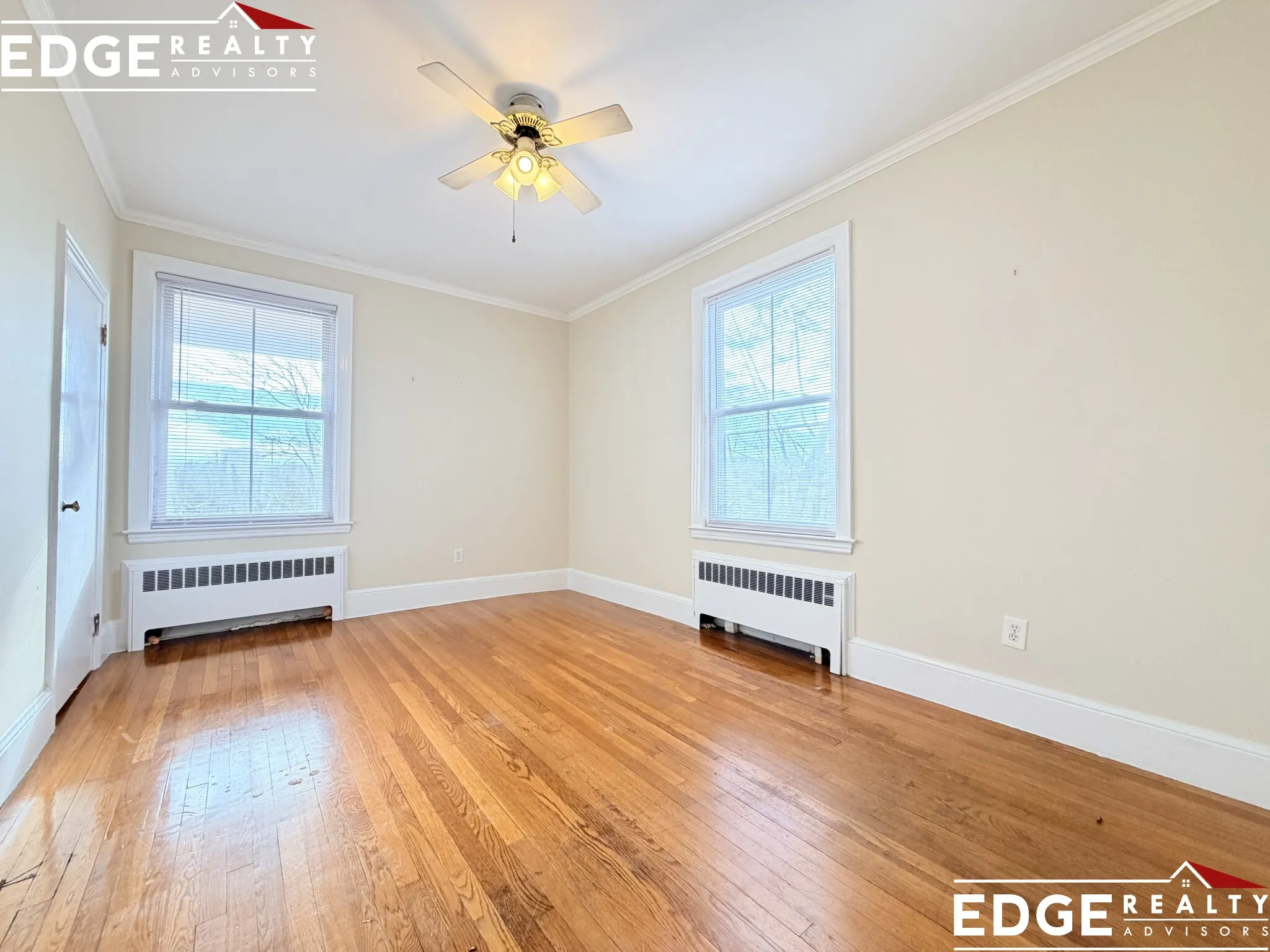 3 bed, 1 bath apartment for rent at 1 Allen Rd Unit 1, Oak Square — photo 6 of 8