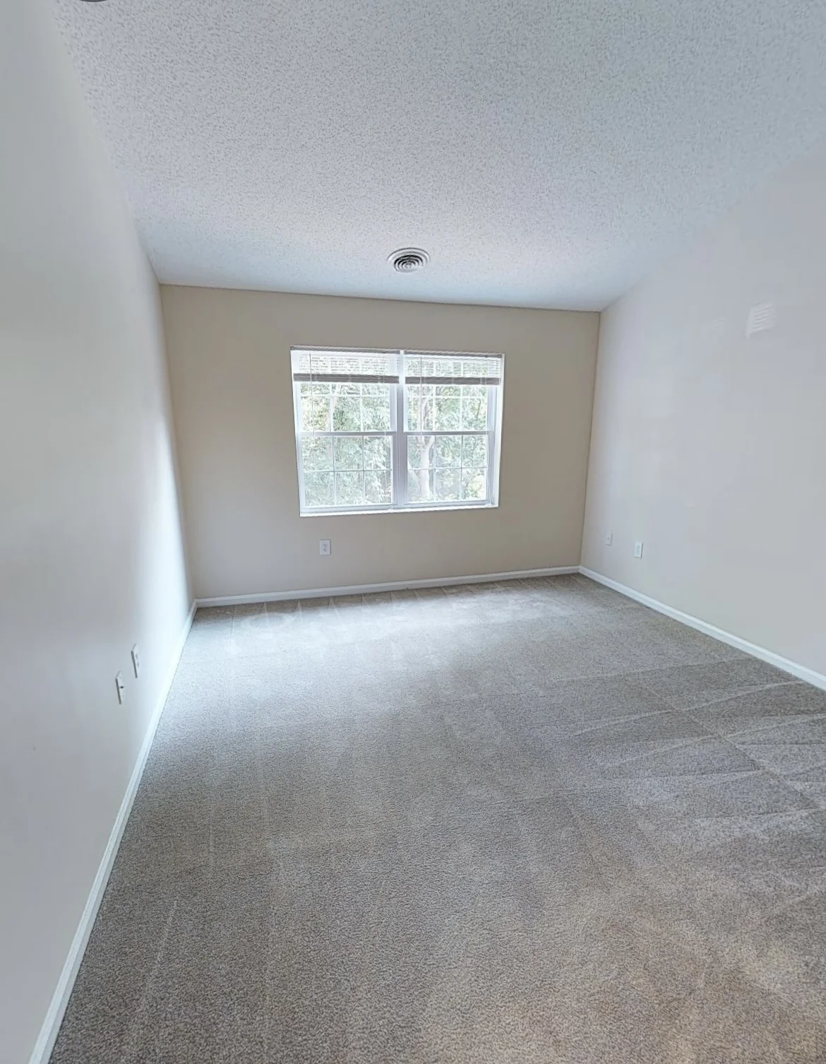 2 bed, 2 bath apartment for rent at 1 Arboretum Way Unit 11-1132, Burlington — photo 5 of 7