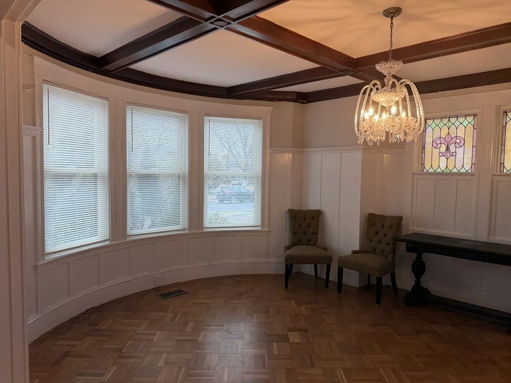 5 bed, 3 bath apartment for rent at 1 Arborway, Jamaica Plain — photo 4 of 34