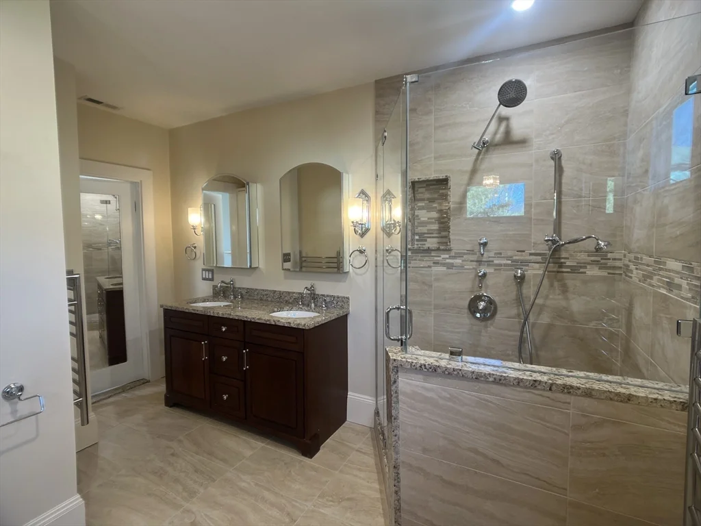 5 bed, 3 bath apartment for rent at 1 Arborway, Jamaica Plain — photo 24 of 34