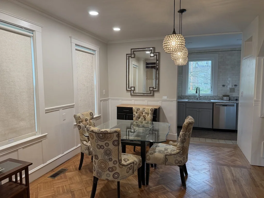 5 bed, 3 bath apartment for rent at 1 Arborway, Jamaica Plain — photo 5 of 34