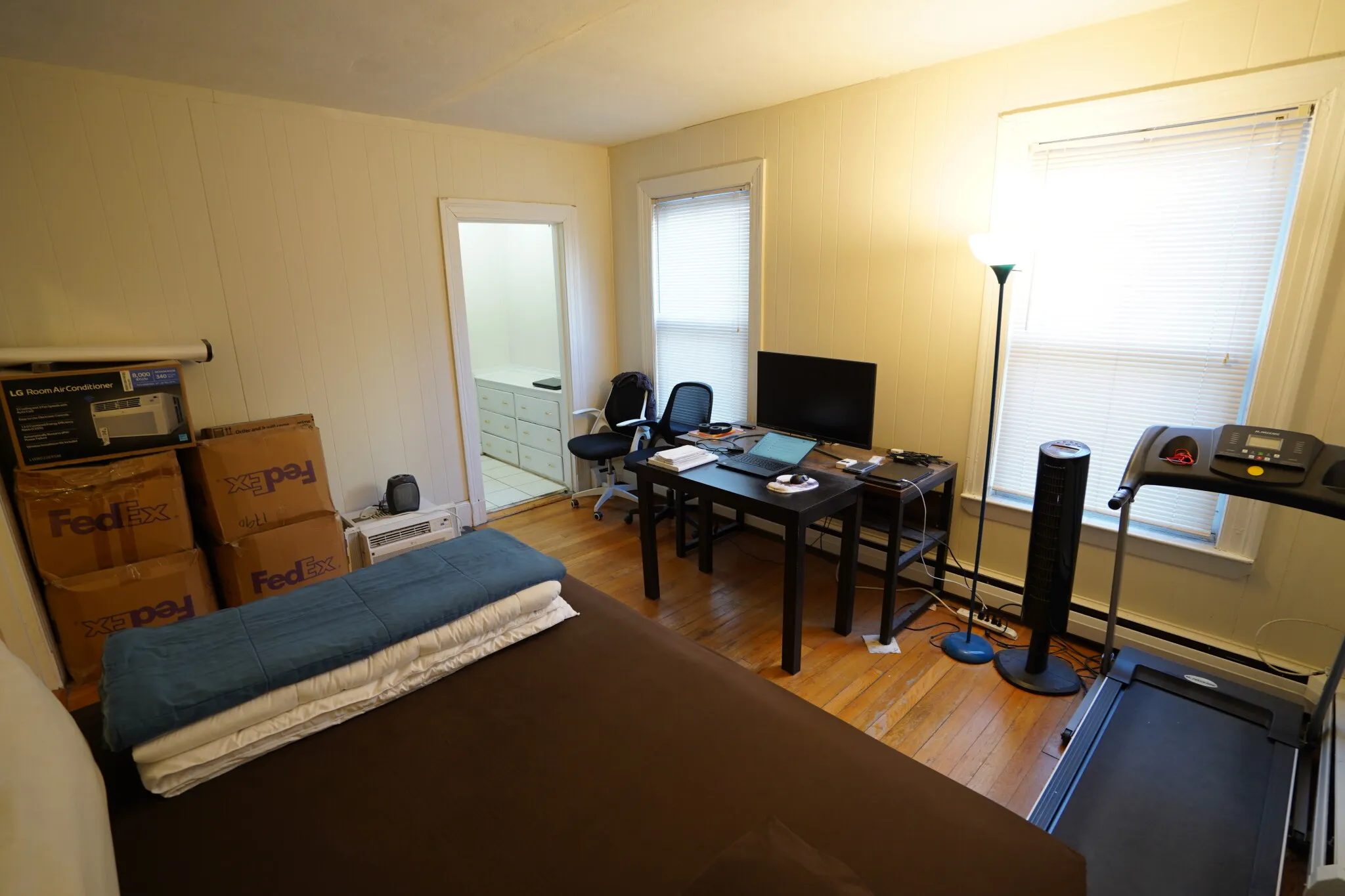 1 bed, 1 bath apartment for rent at 1 Ashford Ct Unit 1, Allston — photo 8 of 17