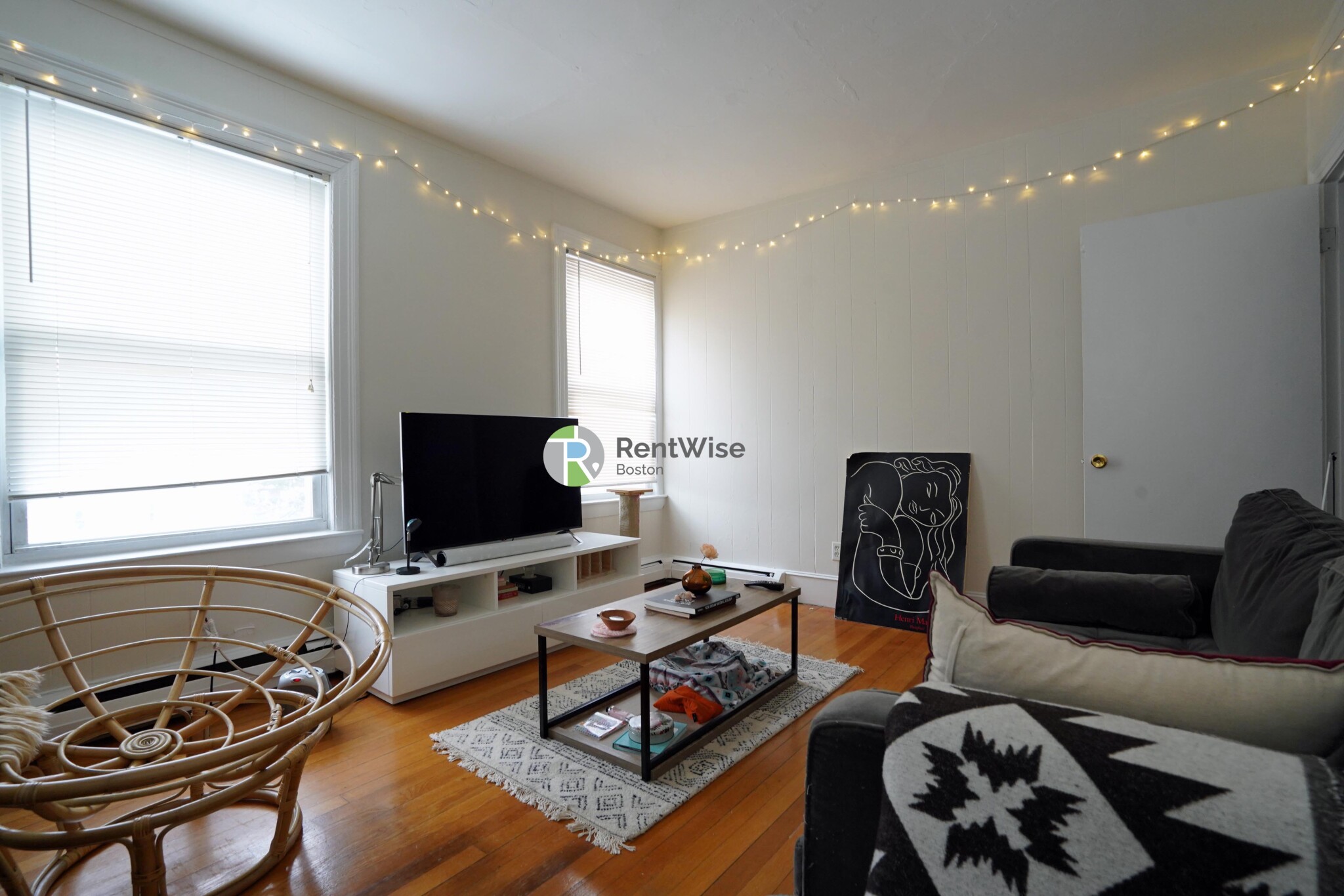 1 bed, 1 bath apartment for rent at 1 Ashford Ct Unit 5, Allston — photo 3 of 17