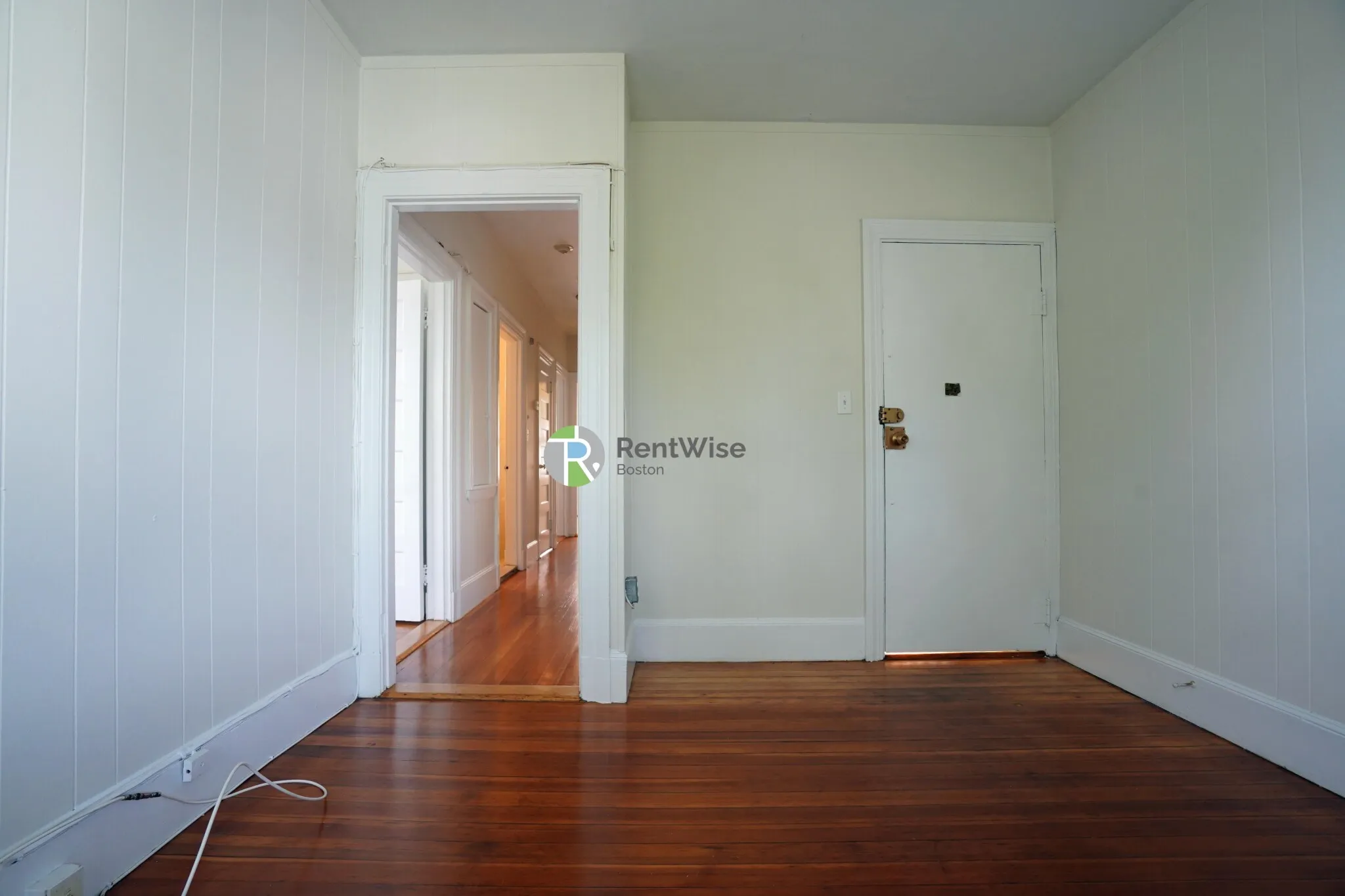 2 bed, 1 bath apartment for rent at 1 Ashford Ct Unit 6, Allston — photo 3 of 23