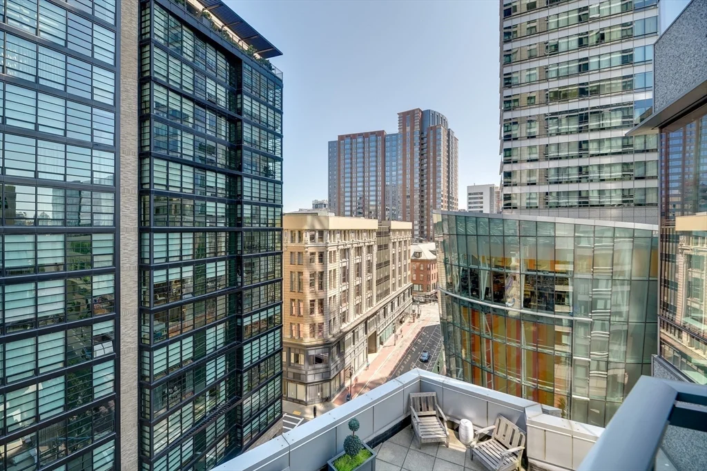 2 bed, 2 bath apartment for rent at 1 Avery St Unit 10D, Boston Downtown — photo 9 of 21