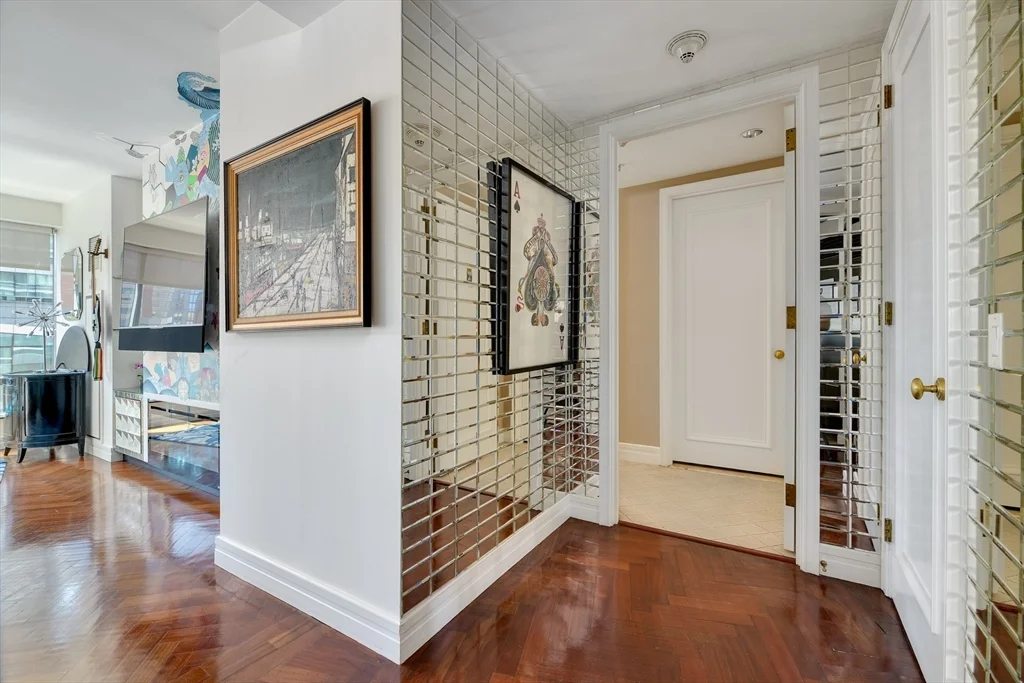 2 bed, 2 bath apartment for rent at 1 Avery St Unit 10D, Boston Downtown — photo 4 of 21