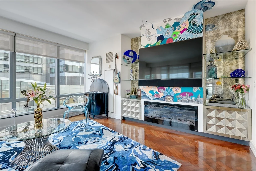 2 bed, 2 bath apartment for rent at 1 Avery St Unit 10D, Boston Downtown