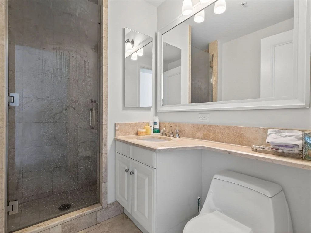 3 bed, 4+ bath apartment for rent at 1 Avery St Unit 24B, Midtown — photo 18 of 29