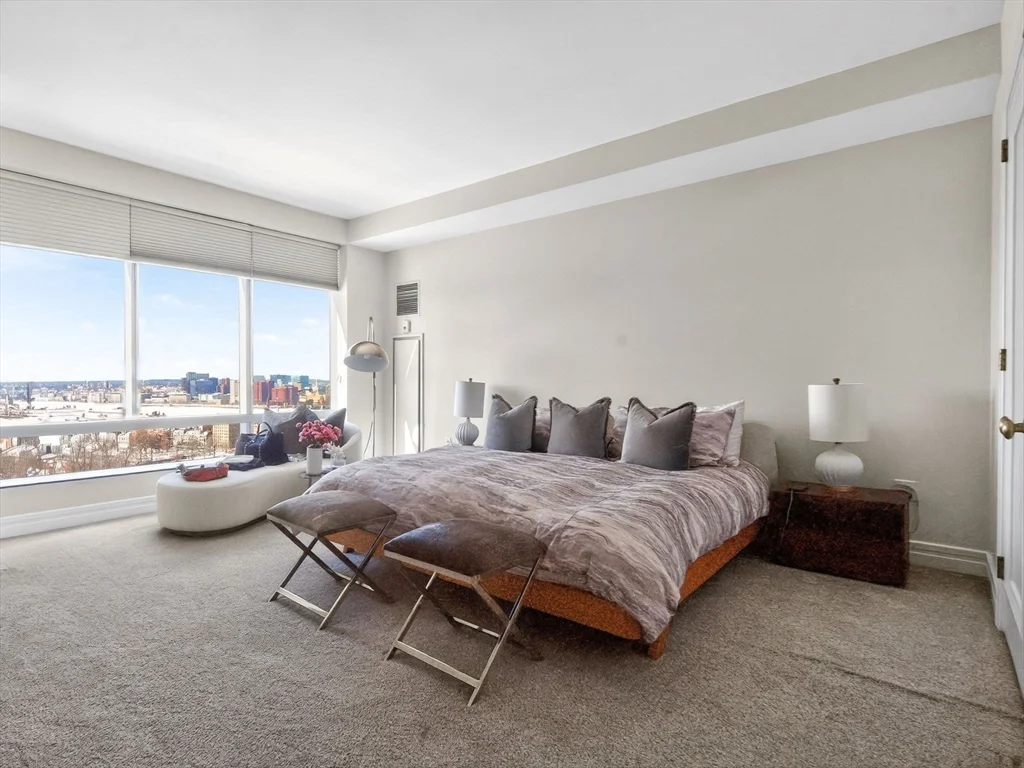 3 bed, 4+ bath apartment for rent at 1 Avery St Unit 24B, Midtown — photo 16 of 29