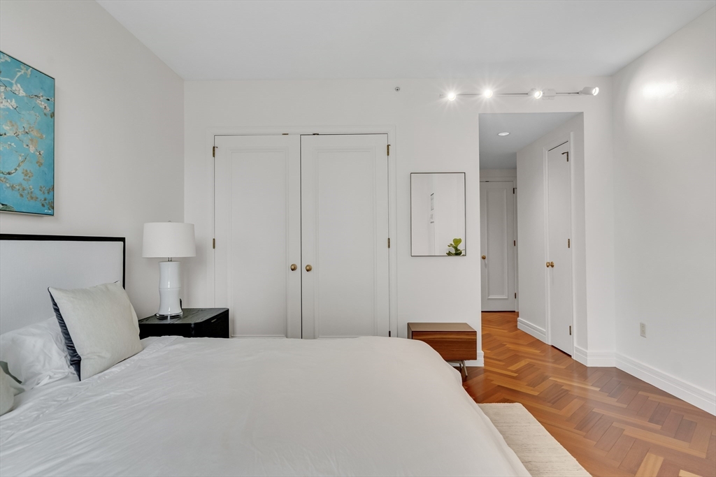 2 bed, 2 bath apartment for rent at 1 Avery St Unit 27C, Midtown — photo 7 of 13