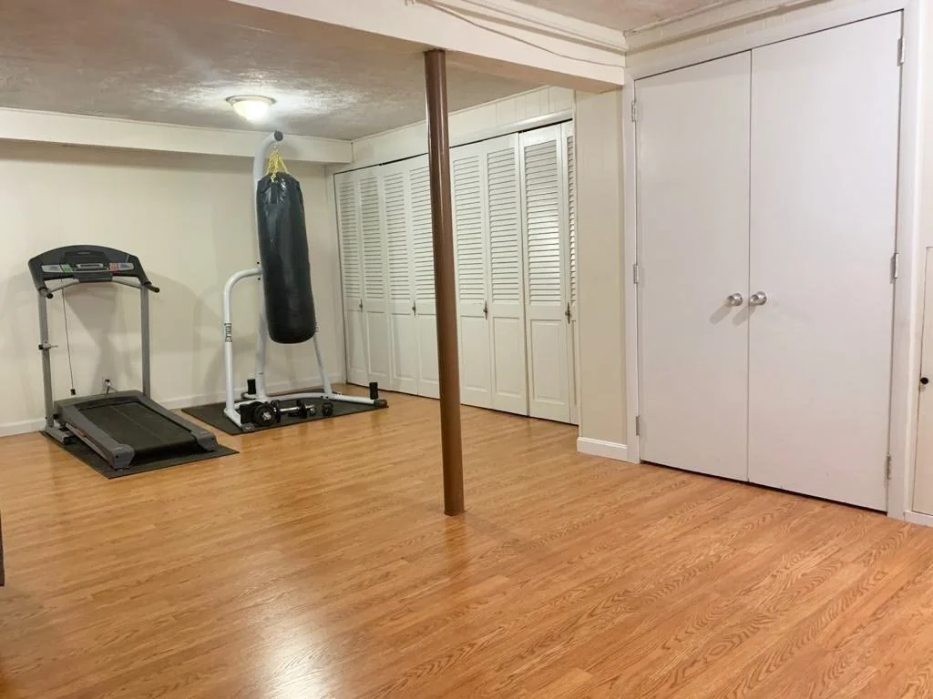 4 bed, 3 bath apartment for rent at 1 Balfour St, Lexington — photo 18 of 23