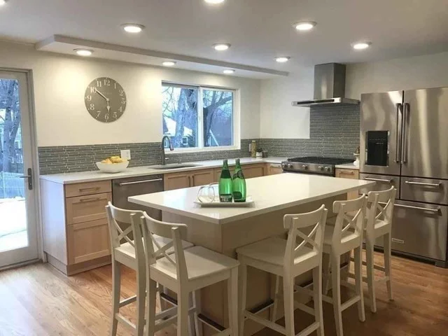 4 bed, 3 bath apartment for rent at 1 Balfour St, Lexington — photo 6 of 23