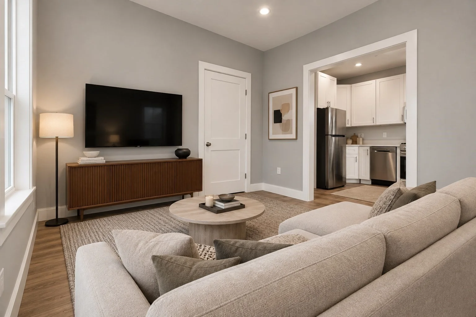 4 bed, 2 bath apartment for rent at 1 Beacon St Unit 3L, Union Square — photo 2 of 20