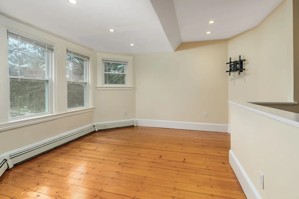 2 bed, 1 bath apartment for rent at 1 Berkshire St Unit 3, Dorchester