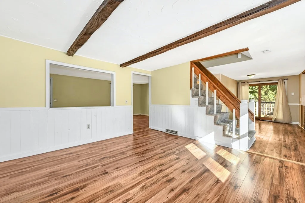 4 bed, 2 bath apartment for rent at 1 Blackstone St Unit 1, Bellingham — photo 5 of 20