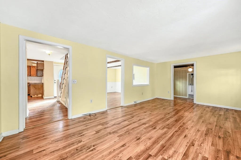 4 bed, 2 bath apartment for rent at 1 Blackstone St Unit 1, Bellingham — photo 9 of 20