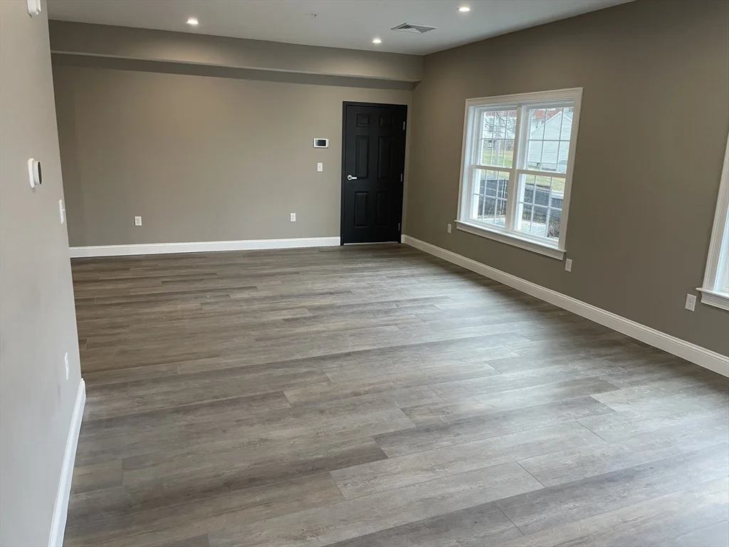 2 bed, 2 bath apartment for rent at 1 Brattle St Unit 3, North Worcester — photo 6 of 21