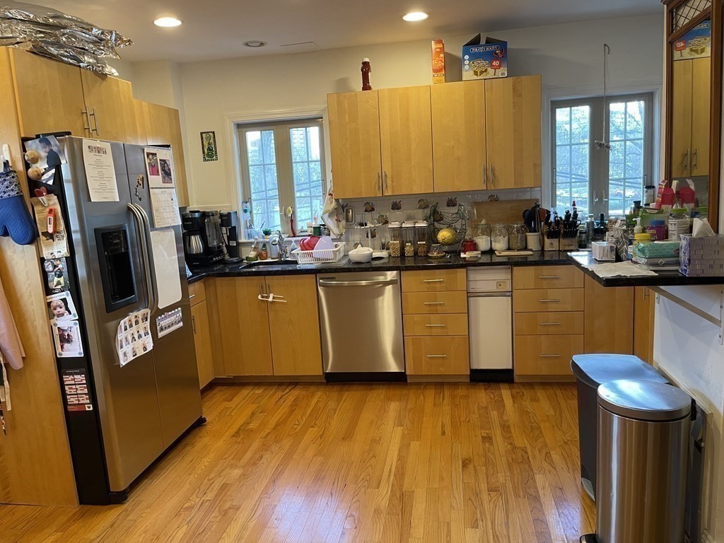 3 bed, 1 bath apartment for rent at 1 Brook St Unit 2, Central Village — photo 4 of 16