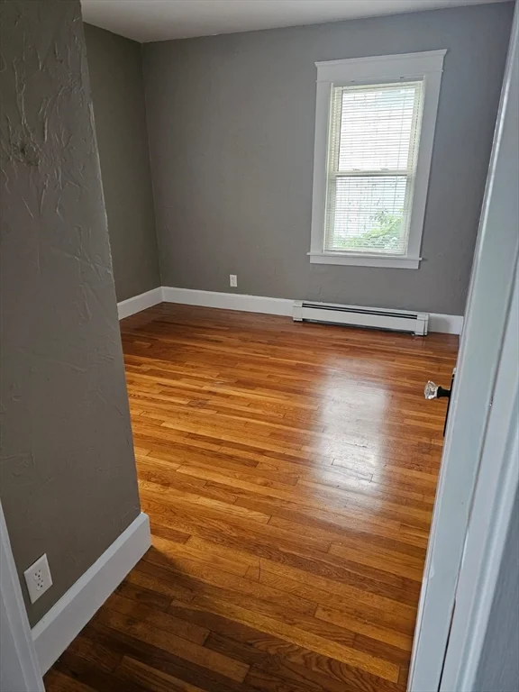 2 bed, 1 bath apartment for rent at 1 Brookline St Unit 1, Webster — photo 4 of 9