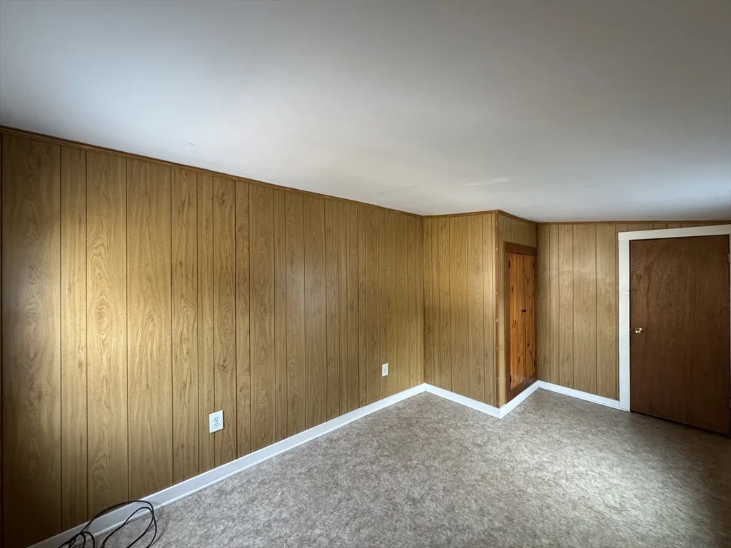 2 bed, 1 bath apartment for rent at 1 Cammetts Ct Unit 1, Amesbury — photo 16 of 22