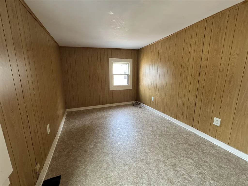 2 bed, 1 bath apartment for rent at 1 Cammetts Ct Unit 1, Amesbury — photo 15 of 22