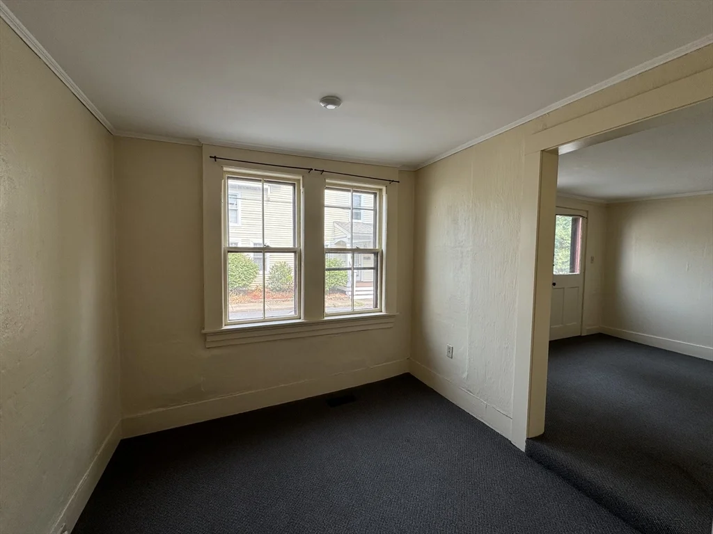 2 bed, 1 bath apartment for rent at 1 Cammetts Ct Unit 1, Amesbury — photo 4 of 22