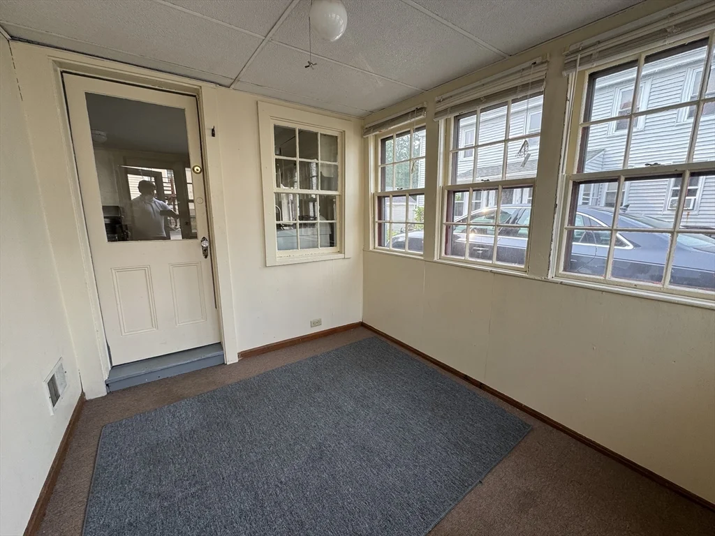 2 bed, 1 bath apartment for rent at 1 Cammetts Ct Unit 1, Amesbury — photo 17 of 22