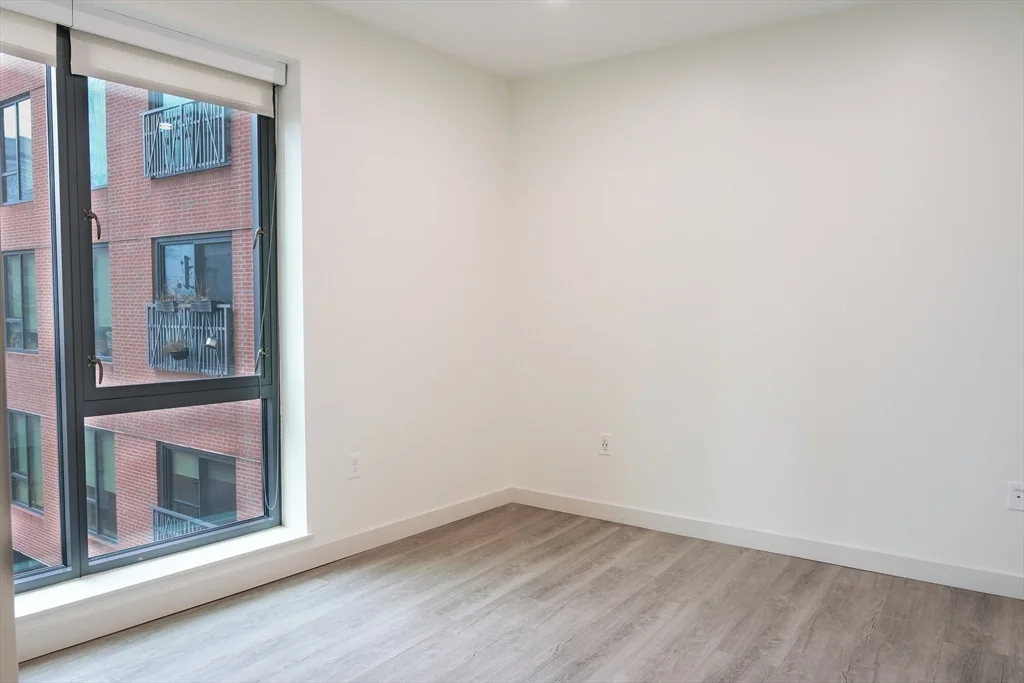 2 bed, 2 bath apartment for rent at 1 Canal St Unit 1021, North End — photo 5 of 14